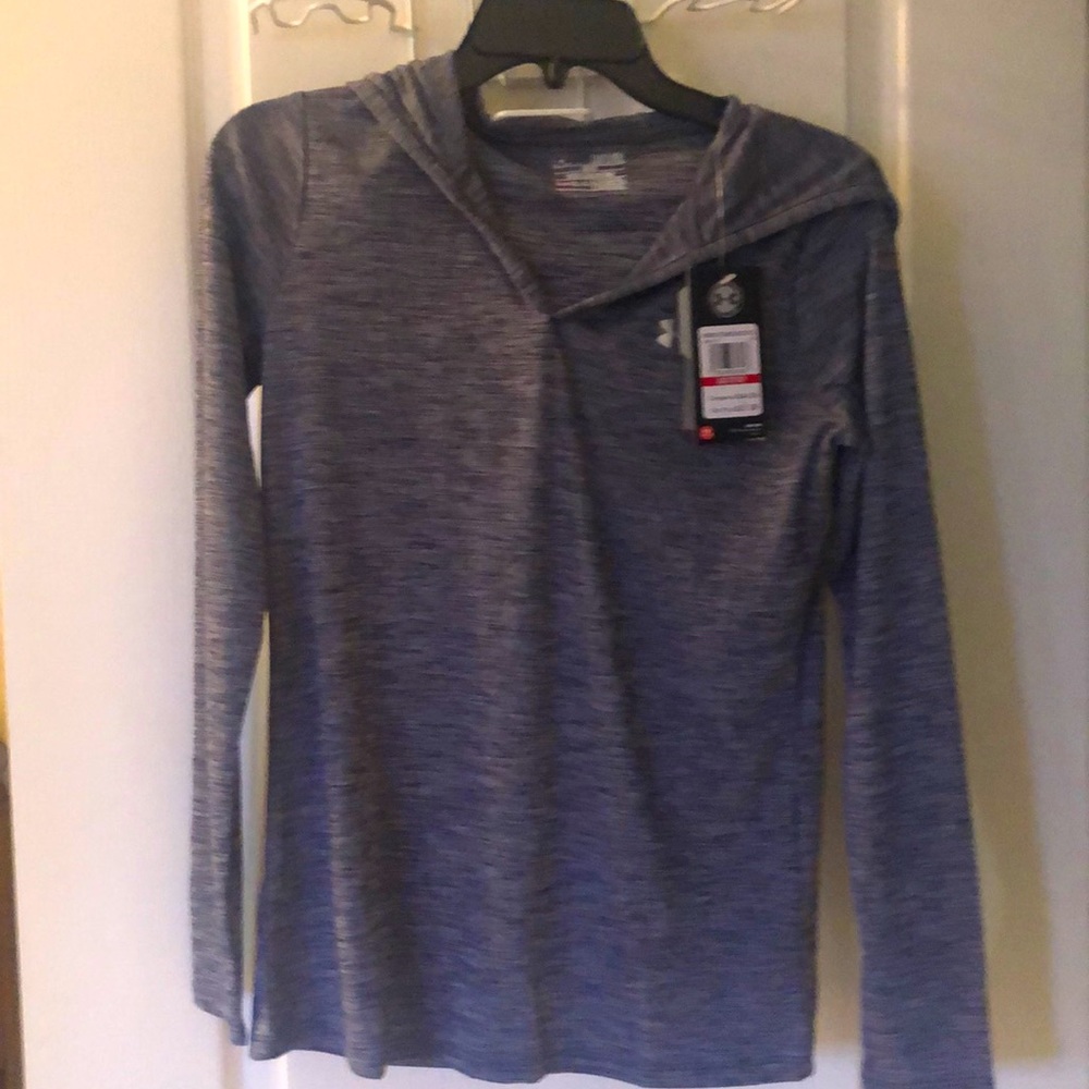 Under armour hoodie top..